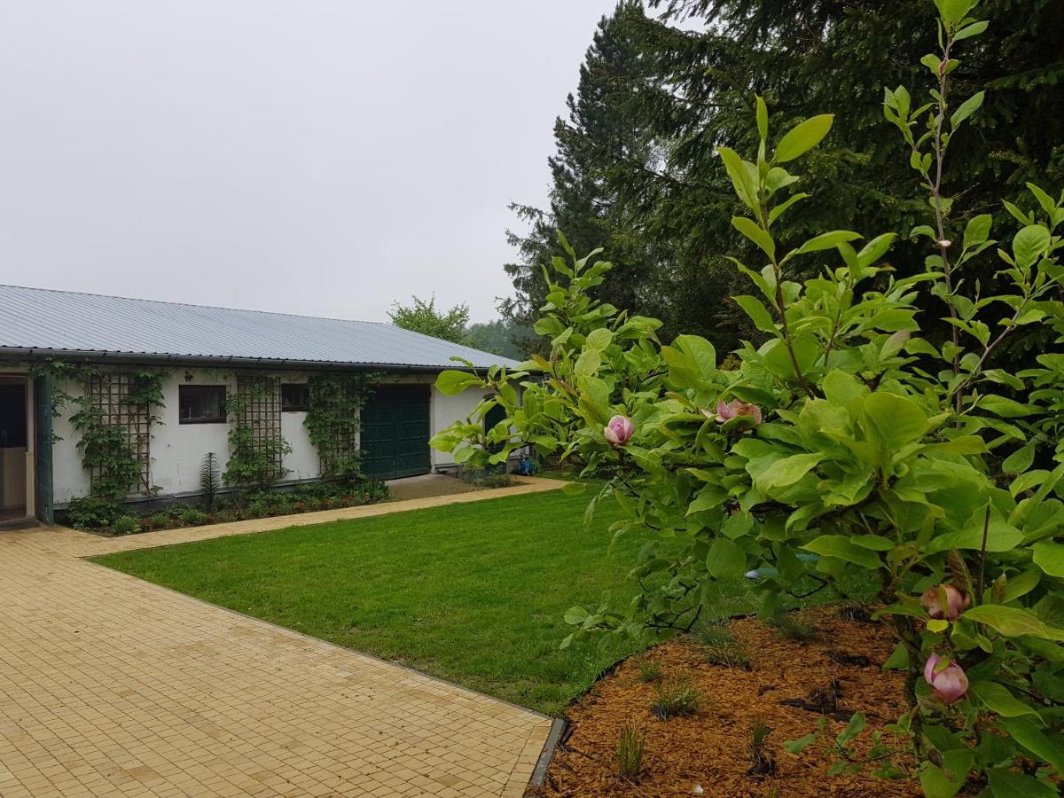 Vila Kosiedlisko Kraśnik Exteriér fotografie